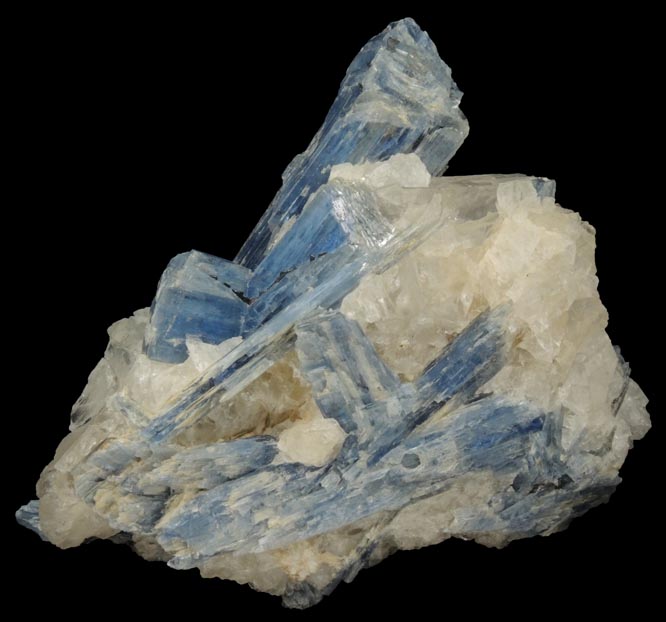 Kyanite in Quartz from Barra do Salinas, Coronel Murta, Minas Gerais, Brazil