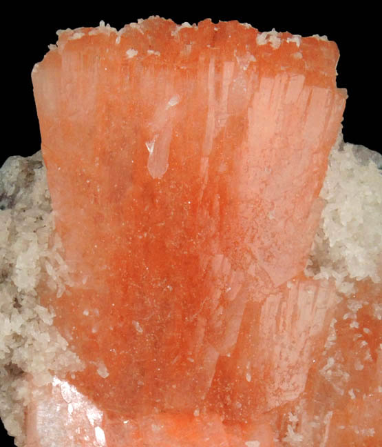 Heulandite with red hematite inclusions on Quartz from Jalgaon, Maharashtra, India