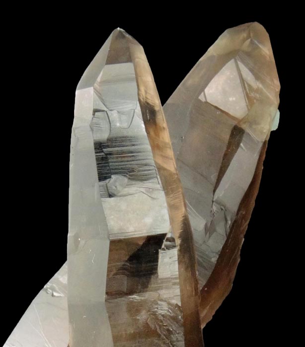 Quartz var. Smoky Quartz (Dauphin twin) from Echo Chamber Pocket, Dreamtime Claim, Crystal Peak area, 6.5 km northeast of Lake George, Teller County, Colorado