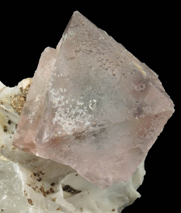 Fluorite with Hedenbergite and Calcite from Huanggang Mine, Kèshíkèténg Qí, Chifeng, Inner Mongolia, China