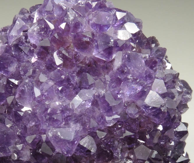 Quartz var. Amethyst Quartz from Catalan Agate-Amethyst District, Southern Paran Basalt Basin, Artigas, Uruguay