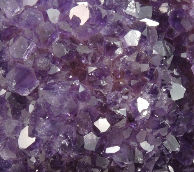 Quartz var. Amethyst Quartz from Catalan Agate-Amethyst District, Southern Paran Basalt Basin, Artigas, Uruguay