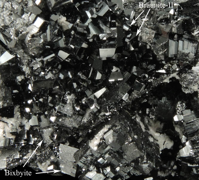 Braunite-II on Bixbyite from N'Chwaning II Mine, Kalahari Manganese Field, Northern Cape Province, South Africa