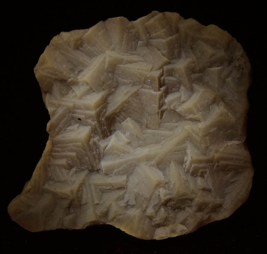 Photo below under longwave ultraviolet illumination of Fluorite from Tongbai, Nanyang, Henan, China Fluorite from Tongbai, Nanyang, Henan, China