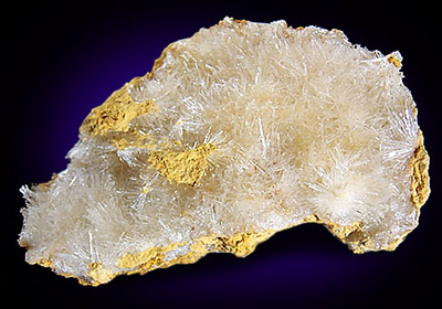 Aragonite from Stony Mountain Quarry, Stone Mtn., Manitoba, Canada