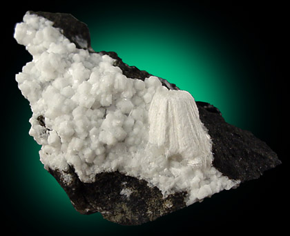 Phillipsite with Mesolite from Ritter, Grant County, Oregon