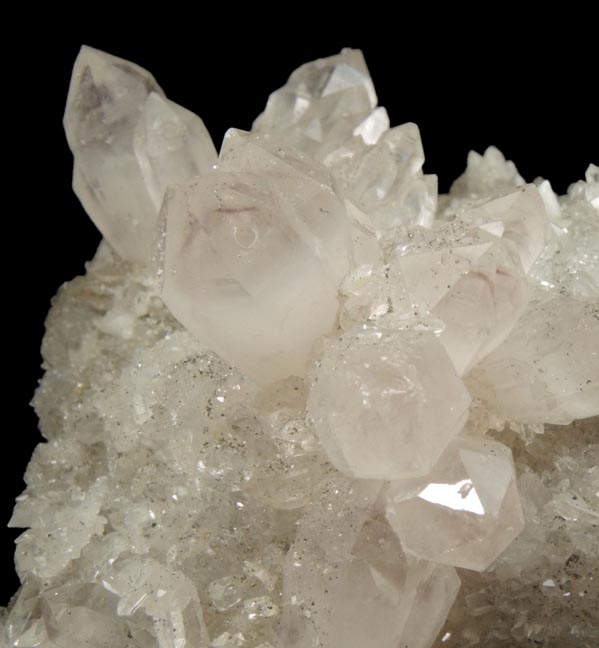 Quartz with internal phantom-growth zoning over Calcite from Mina San Antonio, Santa Eulalia District, Aquiles Serdn, Chihuahua, Mexico