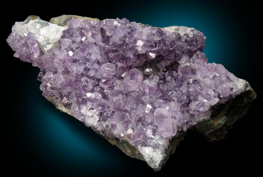 Quartz var. Amethyst Quartz from Catalan Agate-Amethyst District, Southern Paran Basalt Basin, Artigas, Uruguay