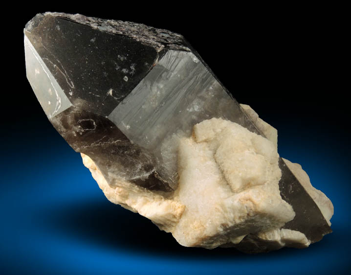 Quartz var. Smoky Quartz plus Microcline from Moat Mountain, west of North Conway, Carroll County, New Hampshire