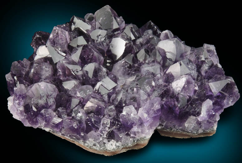 Quartz var. Amethyst Quartz from Catalan Agate-Amethyst District, Southern Paran Basalt Basin, Artigas, Uruguay