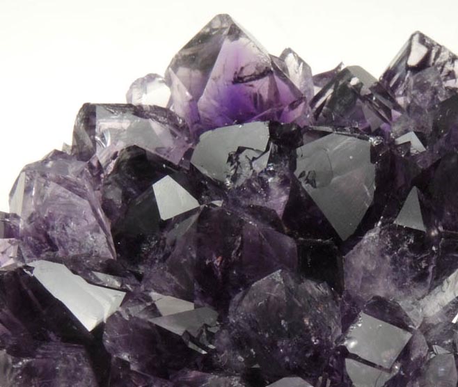 Quartz var. Amethyst Quartz from Catalan Agate-Amethyst District, Southern Paran Basalt Basin, Artigas, Uruguay