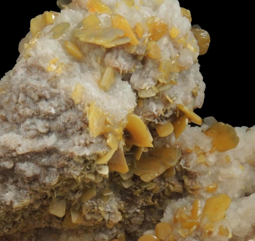 Wulfenite from Hilltop Mine, 2.4 km NNW of Shaw Peak, Chiricahua Mountains, Cochise County, Arizona