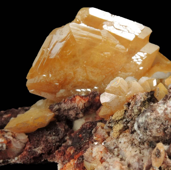 Wulfenite with minor Mimetite and Calcite from Mina La Morita (La Morita Mine), Ascensin, Chihuahua, Mexico