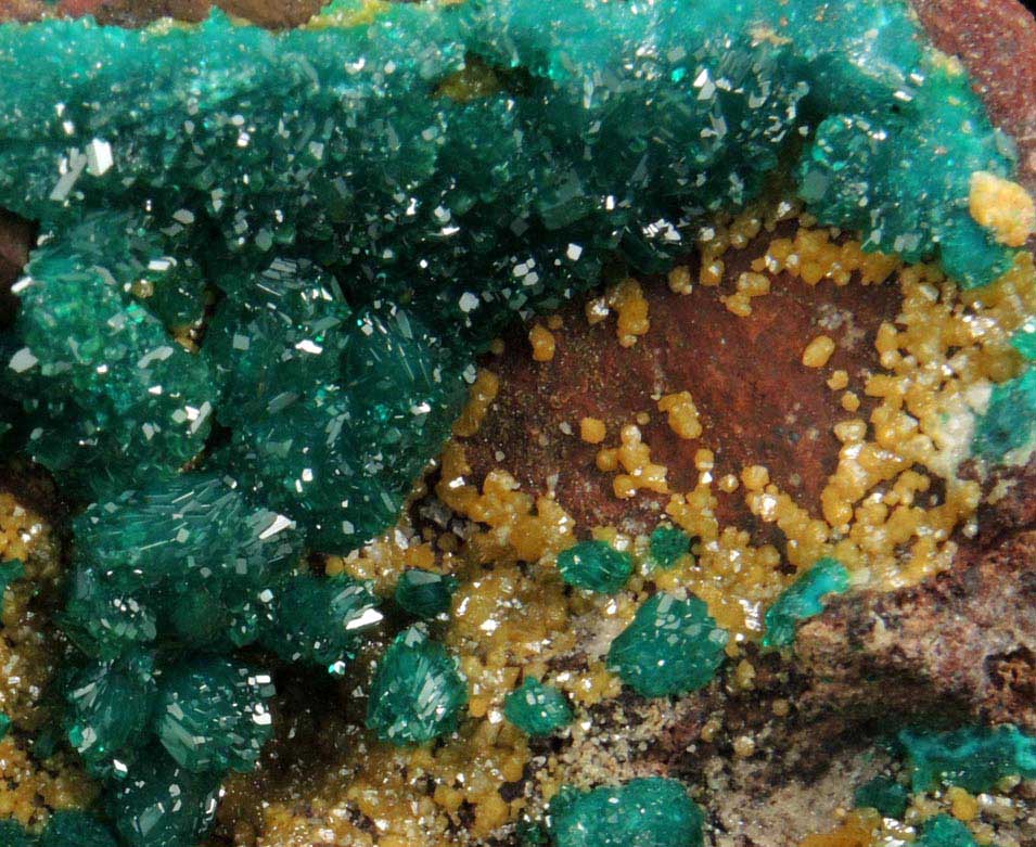 Dioptase and Mimetite plus minor Willemite from N'tola Mine, Mindouli, Pool Department, Republic of the Congo