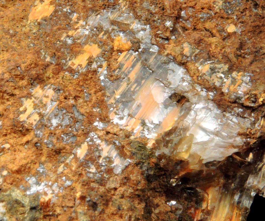 Ludlockite in Gypsum from Mina Ojuela, Mapim, Durango, Mexico