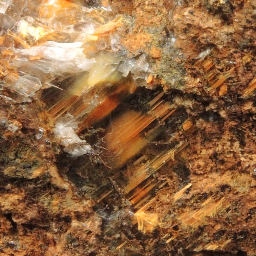 Ludlockite in Gypsum from Mina Ojuela, Mapim, Durango, Mexico