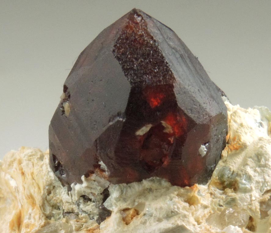 Clinohumite from Jikhan, Badakhshan, Afghanistan