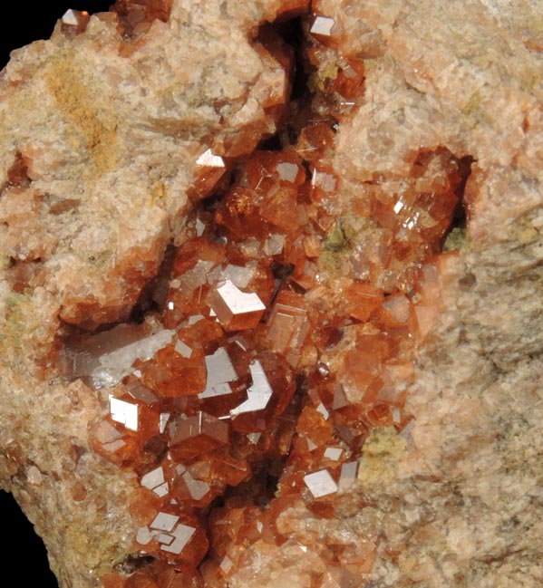 Grossular Garnet from Garnet exposure 175 m. SW of West Redding train station, Fairfield County, Connecticut