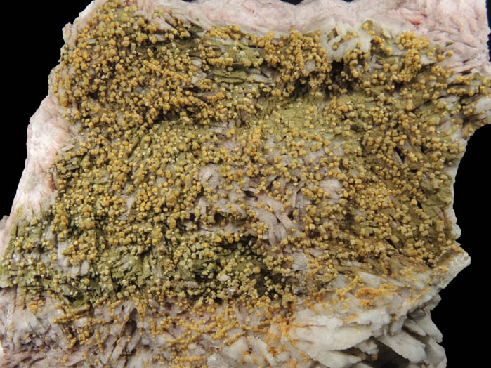 Pyromorphite on Barite from Rowley Mine, 20 km northwest of Theba, Painted Rock Mountains, Maricopa County, Arizona