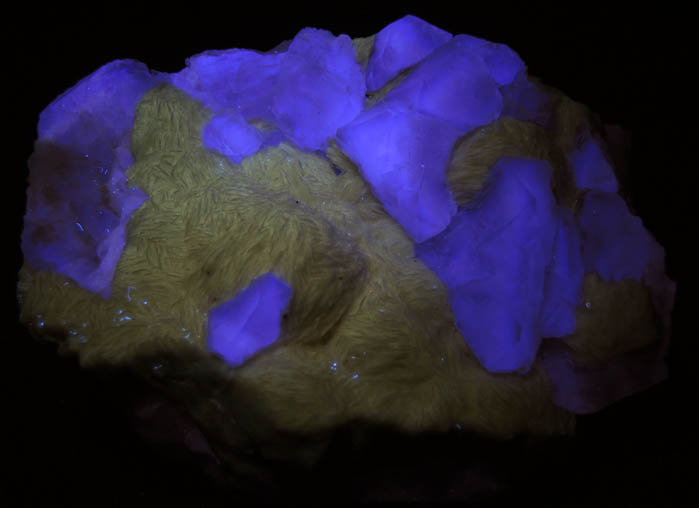 Fluorite and Barite from Rogers Mine, Madoc, Ontario, Canada