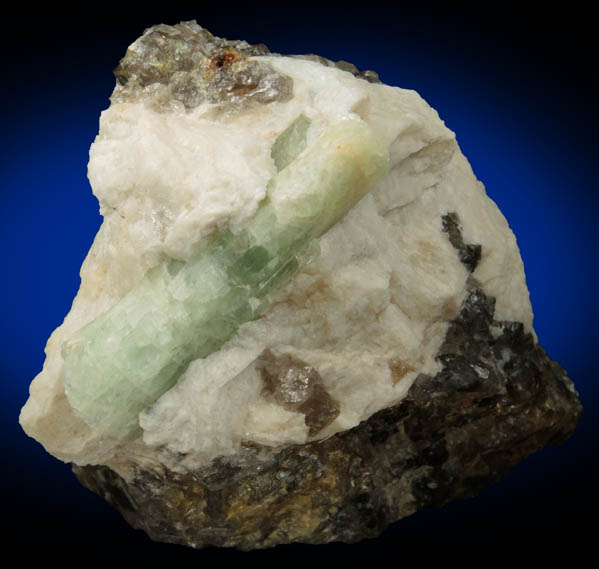 Beryl from Bowdoinham, north end of the Cathance River pegmatite mines, Sagadahoc County, Maine