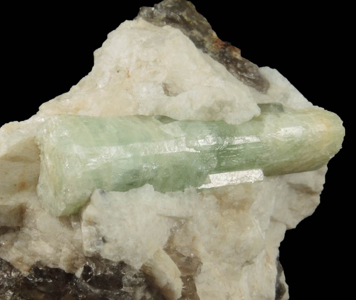 Beryl from Bowdoinham, north end of the Cathance River pegmatite mines, Sagadahoc County, Maine