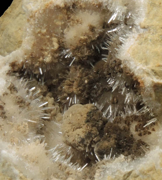 Kutnohorite and Aragonite from Levane, Val D'Arno, Tuscany, Italy