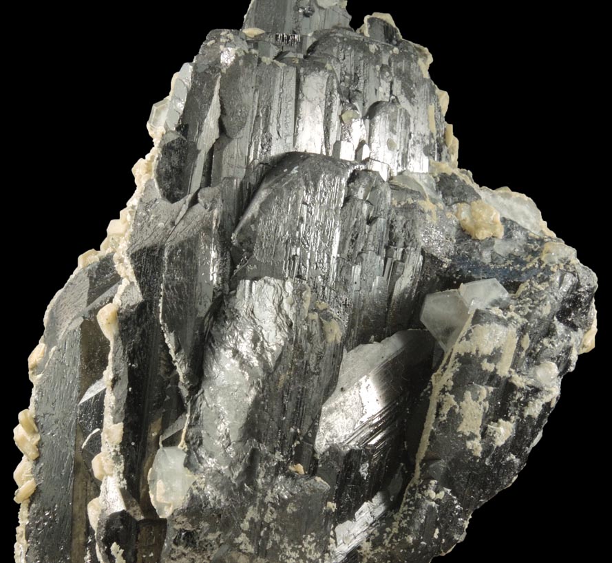 Ferberite, Siderite, Fluorapatite, Pyrite from Panasqueira Mine, Barroca Grande, 21 km. west of Fundao, Castelo Branco, Portugal