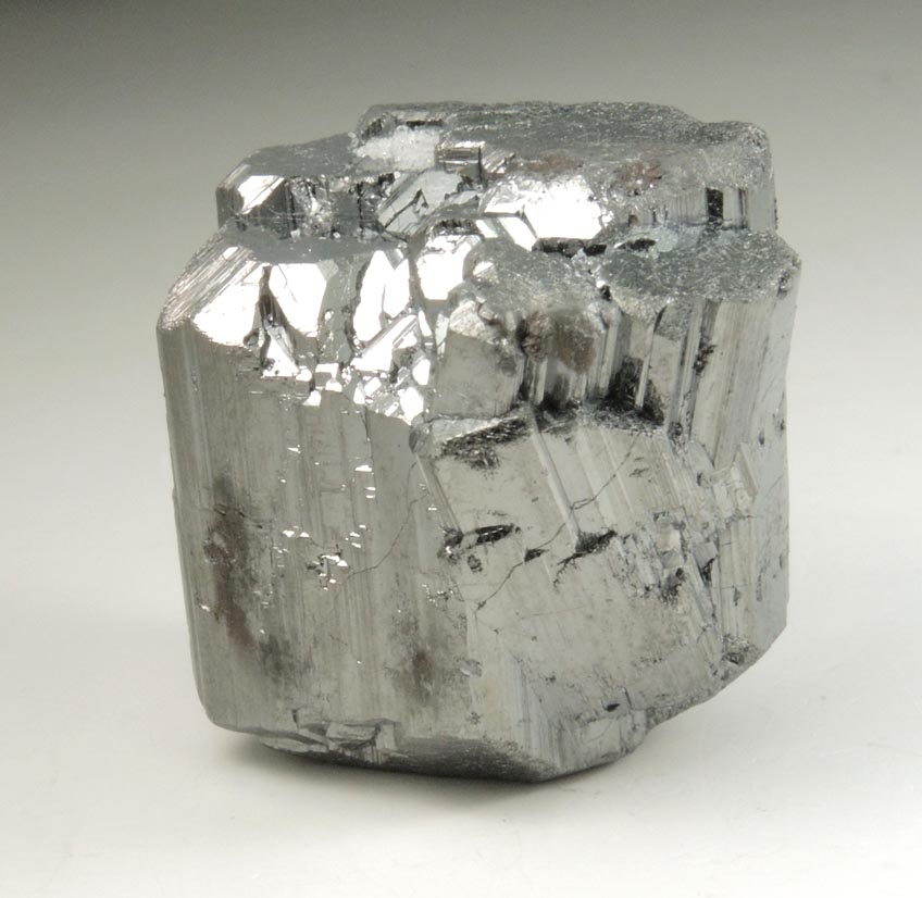 Bournonite (doubly terminated complexly twinned crystals) from Yaogangxian Mine, 32 km southeast of Chenzhou, Hunan, China