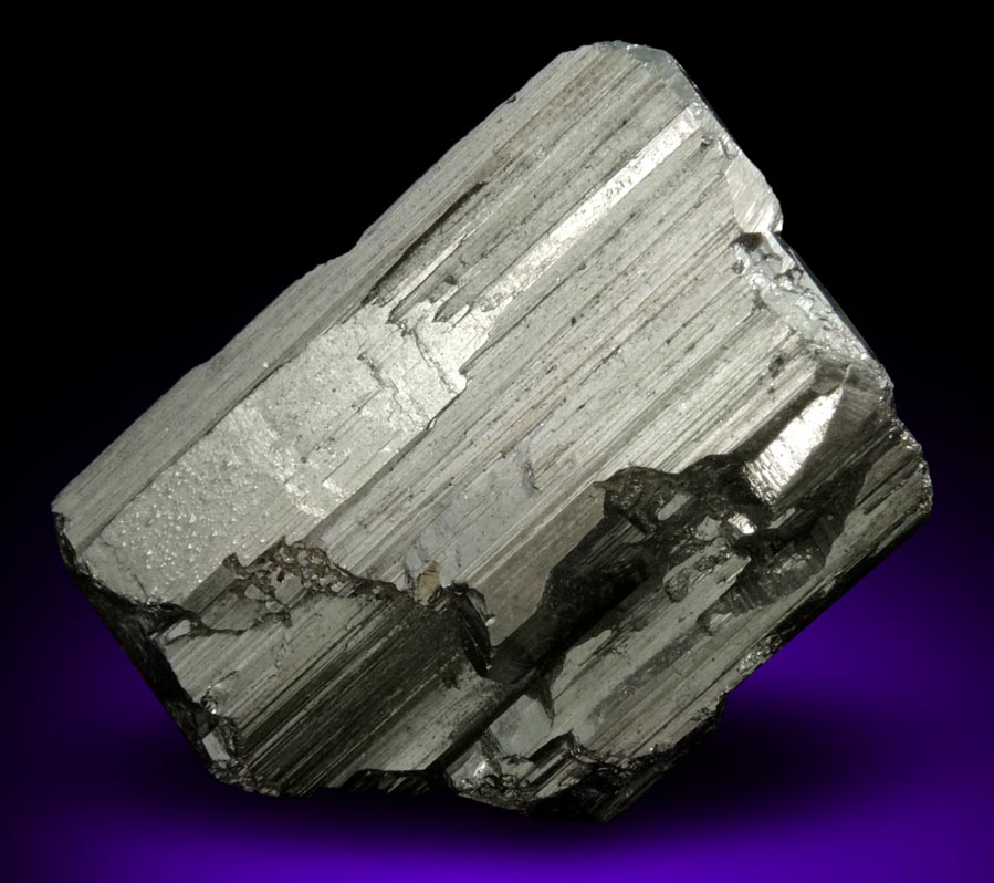 Bournonite (doubly terminated twinned crystals) from Yaogangxian Mine, 32 km southeast of Chenzhou, Hunan, China