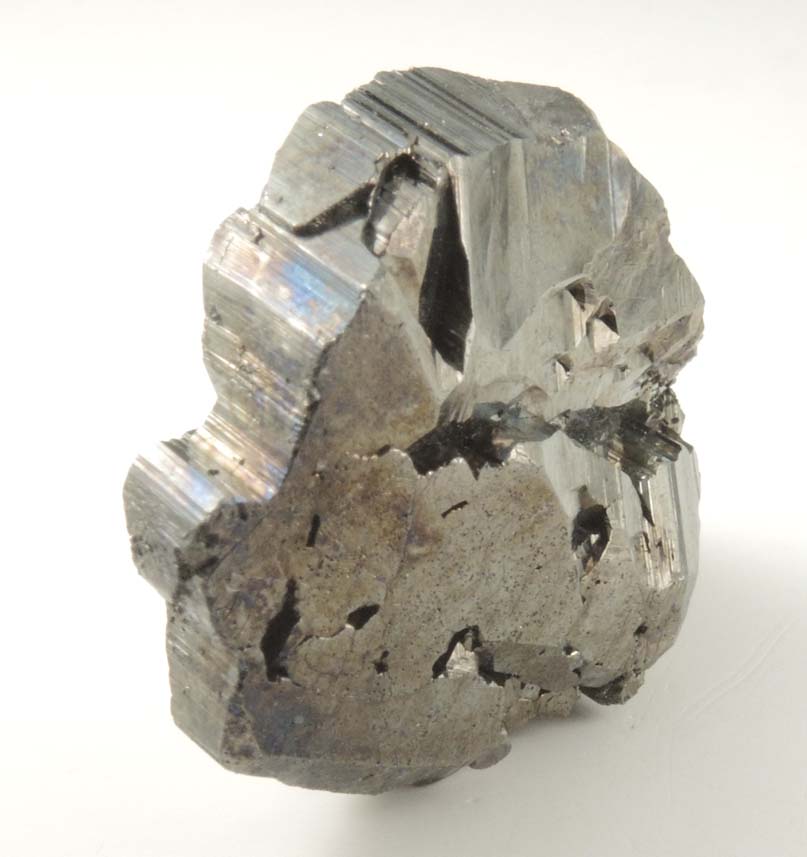 Bournonite (doubly terminated cyclic twinned crystals) from Yaogangxian Mine, 32 km southeast of Chenzhou, Hunan, China