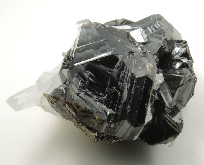 Sphalerite (Spinel Law twinned) with Quartz from Casapalca District, Huarochiri Province, Lima Department, Peru