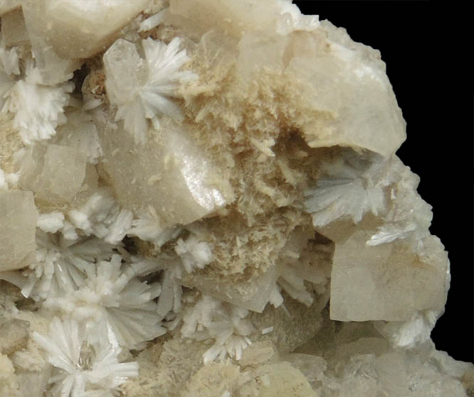 Heulandite, Laumontite, Prehnite from Upper New Street Quarry, Paterson, Passaic County, New Jersey