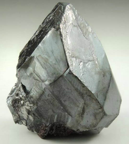 Rutile from Graves Mountain (Kyanite Mine), 19.5 km east of Washington, Lincoln County, Georgia