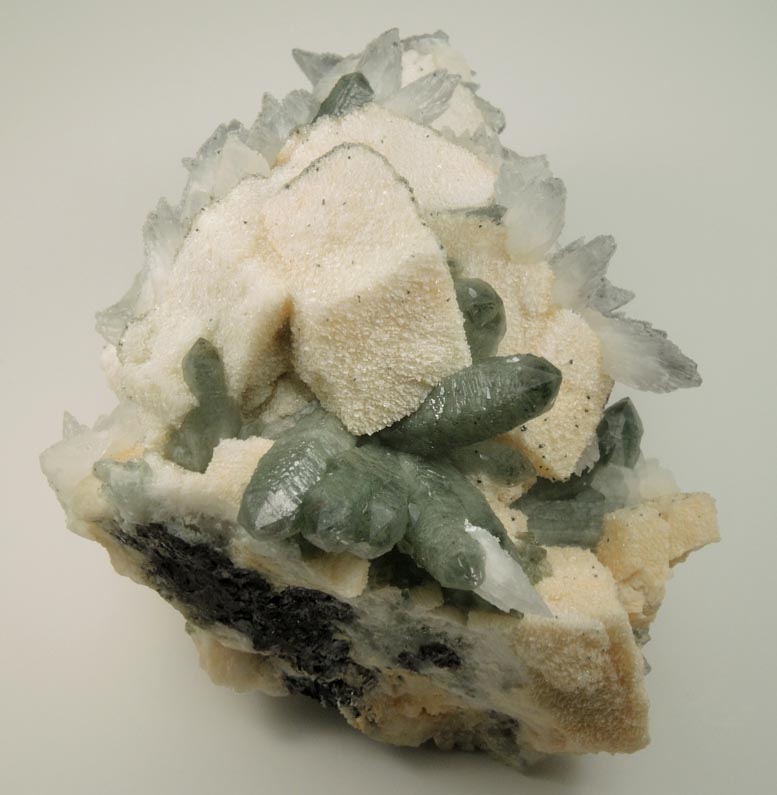 Quartz with Chlorite on Calcite from Naica District, Saucillo, Chihuahua, Mexico