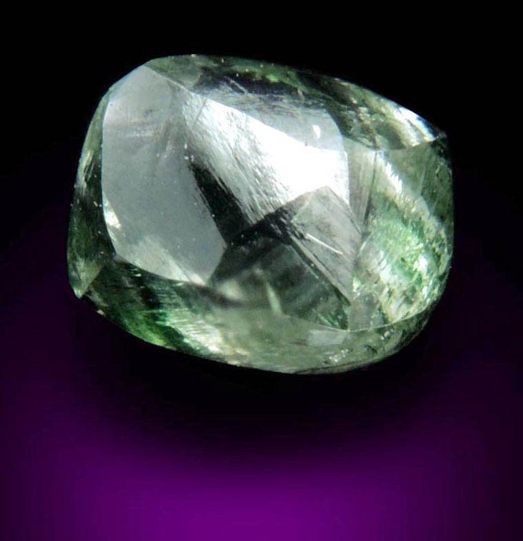 Diamond (1.18 carat fancy-green dodecahedral diamond) from near Ippy, 360 km northeast of Bangui, Central African Republic