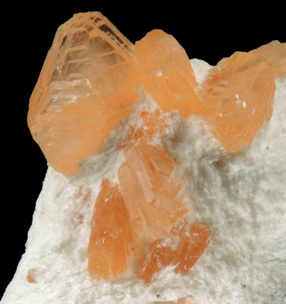 Heulandite on Mordenite from Aurangabad, Maharashtra, India