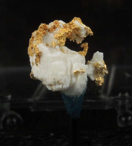 Gold (native gold) in Quartz from Jamestown Mining District, Tuolumne County, California