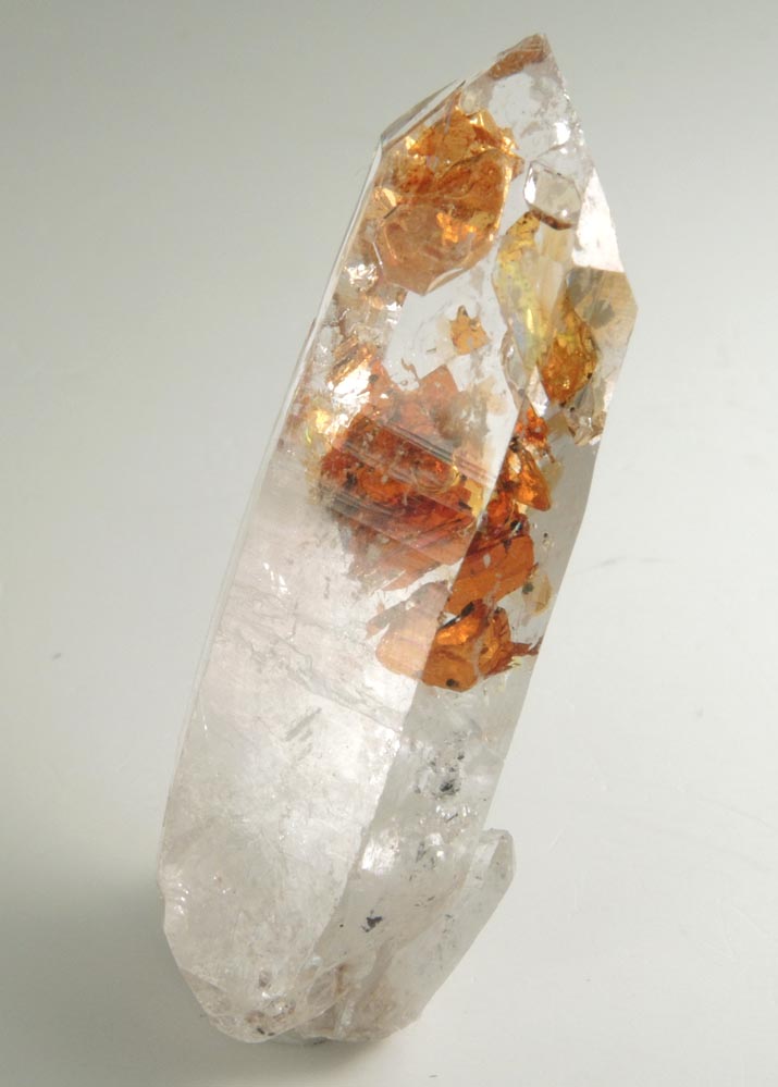 Quartz var. Firefly Quartz with large moveable bubble in petroleum-filled cavity from Madirobe, Tsaratanna, Betsiboka, Madagascar