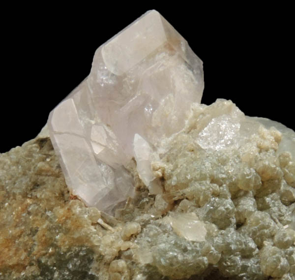 Fluorapatite (Hebron-style crystals) with Cookeite from Mount Rubellite, Hebron, Oxford County, Maine (Type Locality for Cookeite)