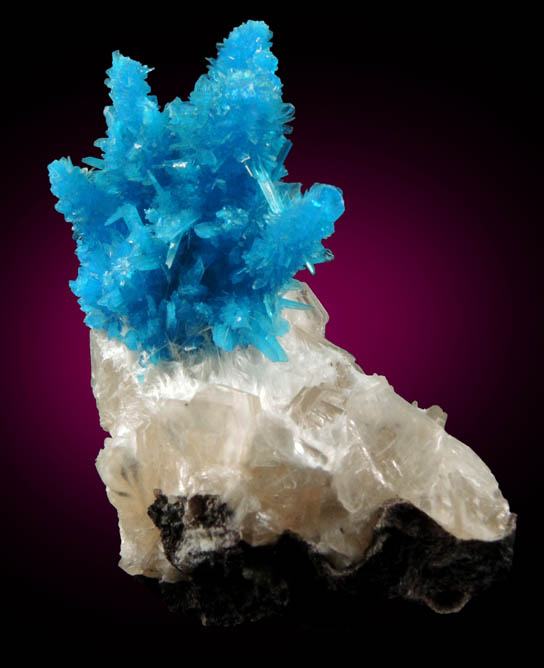 Pentagonite on Stilbite coated with Mordenite from Wagholi Quarry, Maharashtra, India