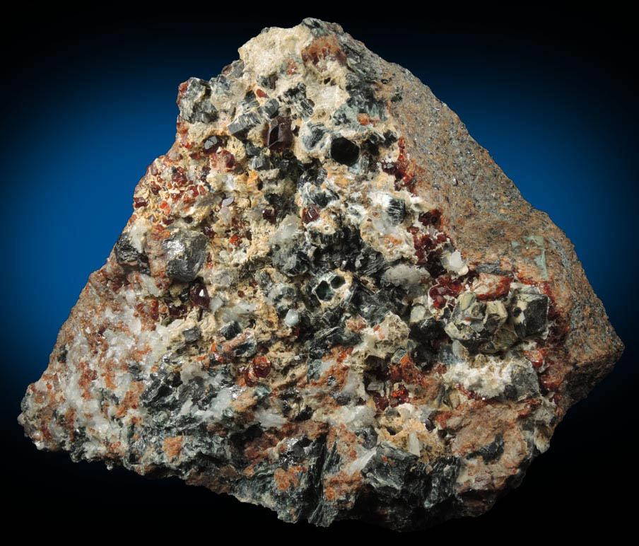 Clinochlore, Chondrodite and Magnetite from Tilly Foster Iron Mine, near Brewster, Putnam County, New York