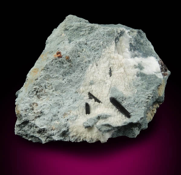 Neptunite, Joaquinite-(Ce), Crossite on Natrolite from Benitoite Gem Mine, New Idria District, San Benito County, California (Type Locality for Joaquinite-(Ce))