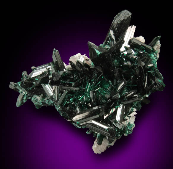 Brochantite from Milpillas Mine, Cuitaca, Sonora, Mexico