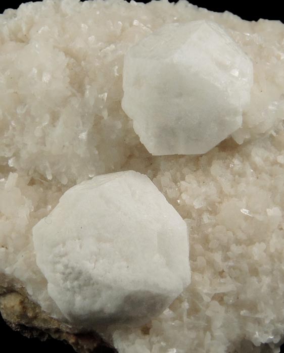 Analcime on Thomsonite from Moorcrossfield Quarry, Ballymena, County Antrim, Northern Ireland