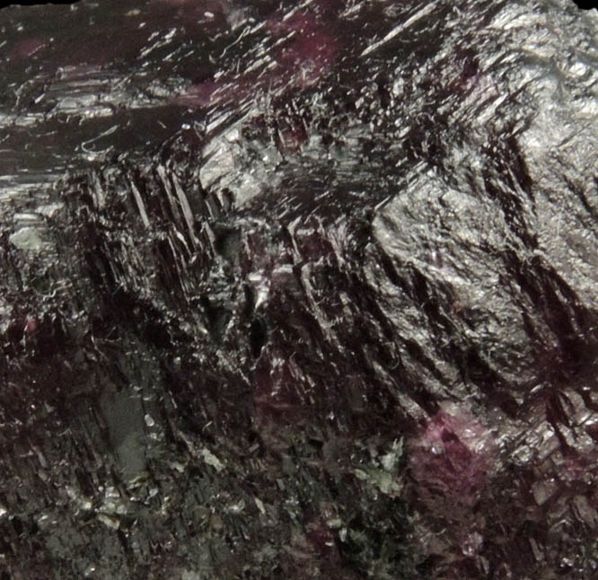 Almandine var. Rhodolite Garnet from Fazenda Rodolita, Peixe, 5.5 km south of Valrio da Natividade, Tocantins, Brazil