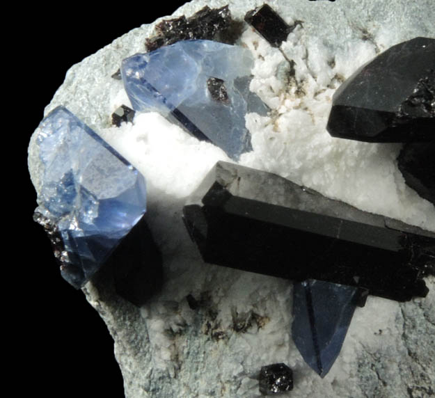 Benitoite and Neptunite in Natrolite from Benitoite Gem Mine, New Idria District, San Benito County, California (Type Locality for Benitoite)