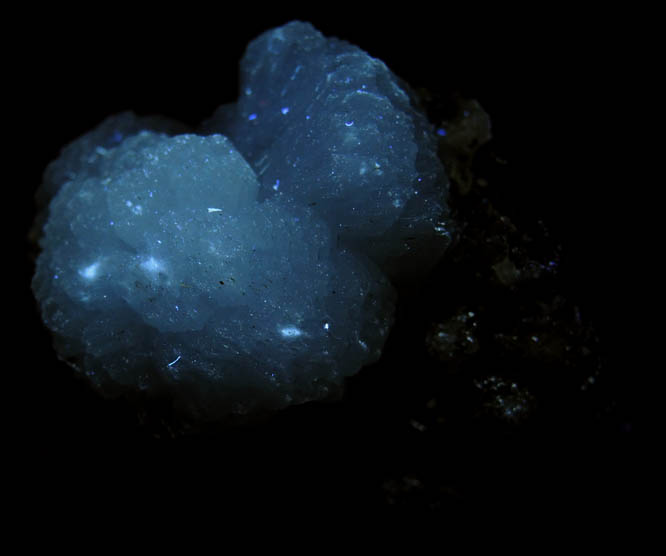 Stilbite on Calcite from Braen's Quarry, Haledon, Passaic County, New Jersey