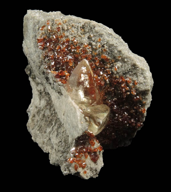 Sphalerite and Calcite from Pugh Quarry (France Stone Co. Custar Quarry), 6 km NNW of Custar, Wood County, Ohio