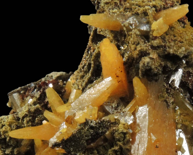 Wulfenite (pseudo-scalenohedral crystals) with Mimetite from Mina Ojuela, San Juan Poniente Vein, Level 6, Mapim, Durango, Mexico